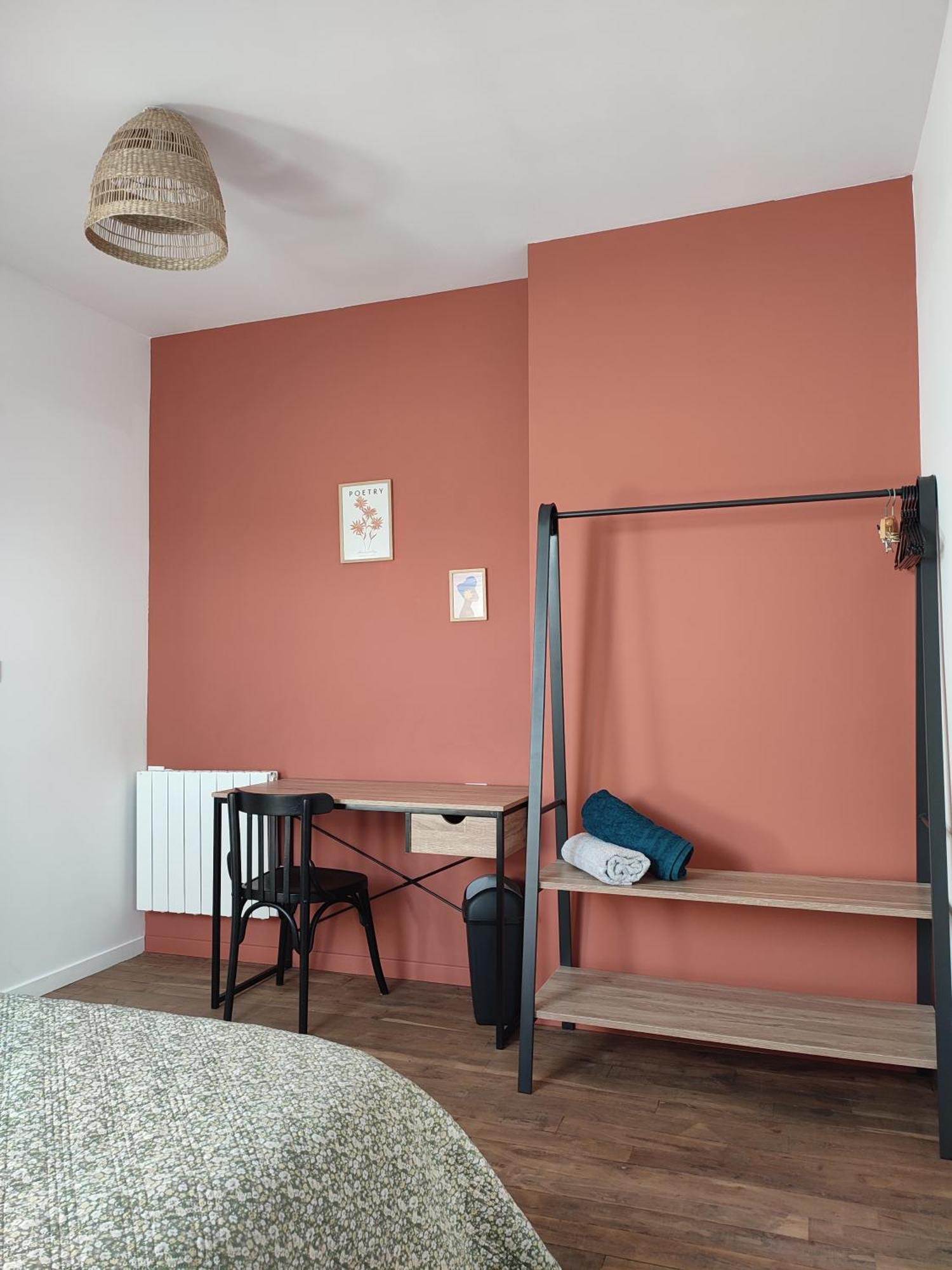Chevincourt La Maison Des Voyageurs Avec Grand Parking Prive -Calme Et Serenite מראה חיצוני תמונה